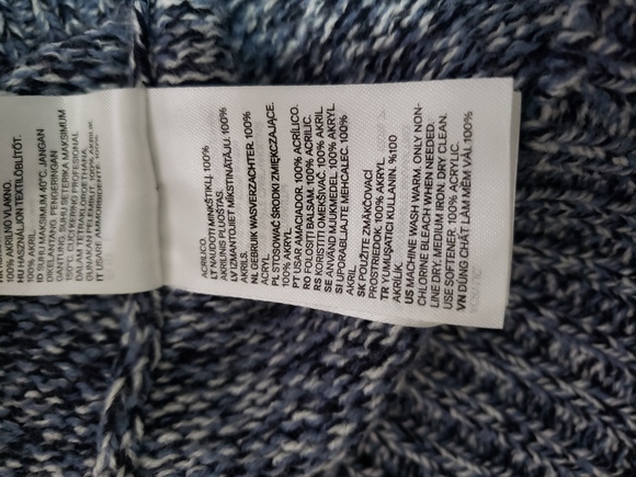 H&M Divided knit sweater - Picture 8 of 8